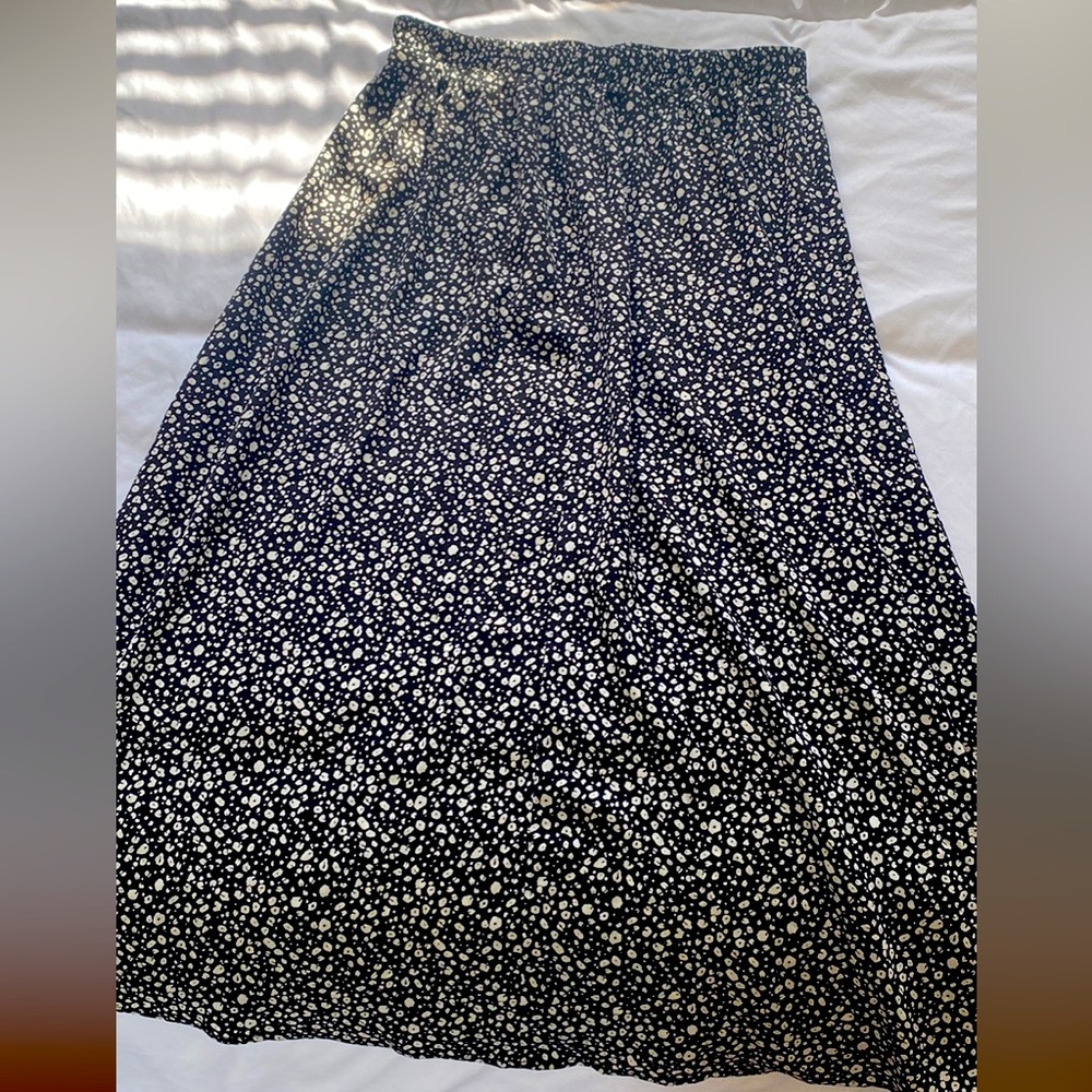Long black and white skirt